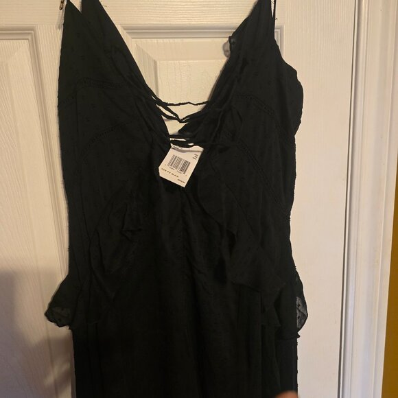 Dresses with tags - Picture 16 of 16